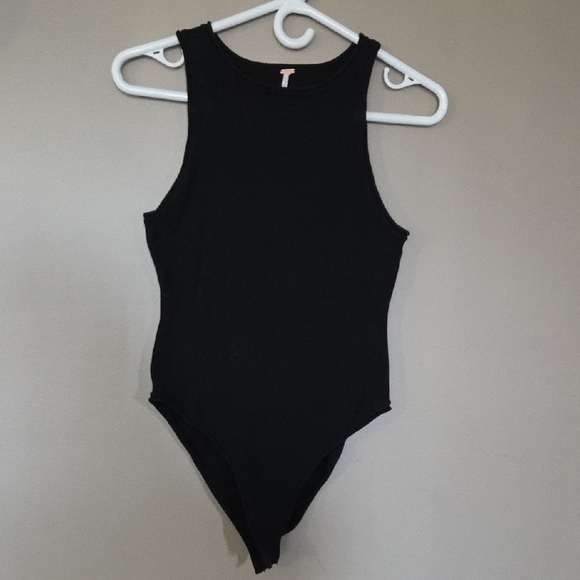 Free People Ribbed Sleeveless Black Bodysuit Size S - Picture 1 of 3